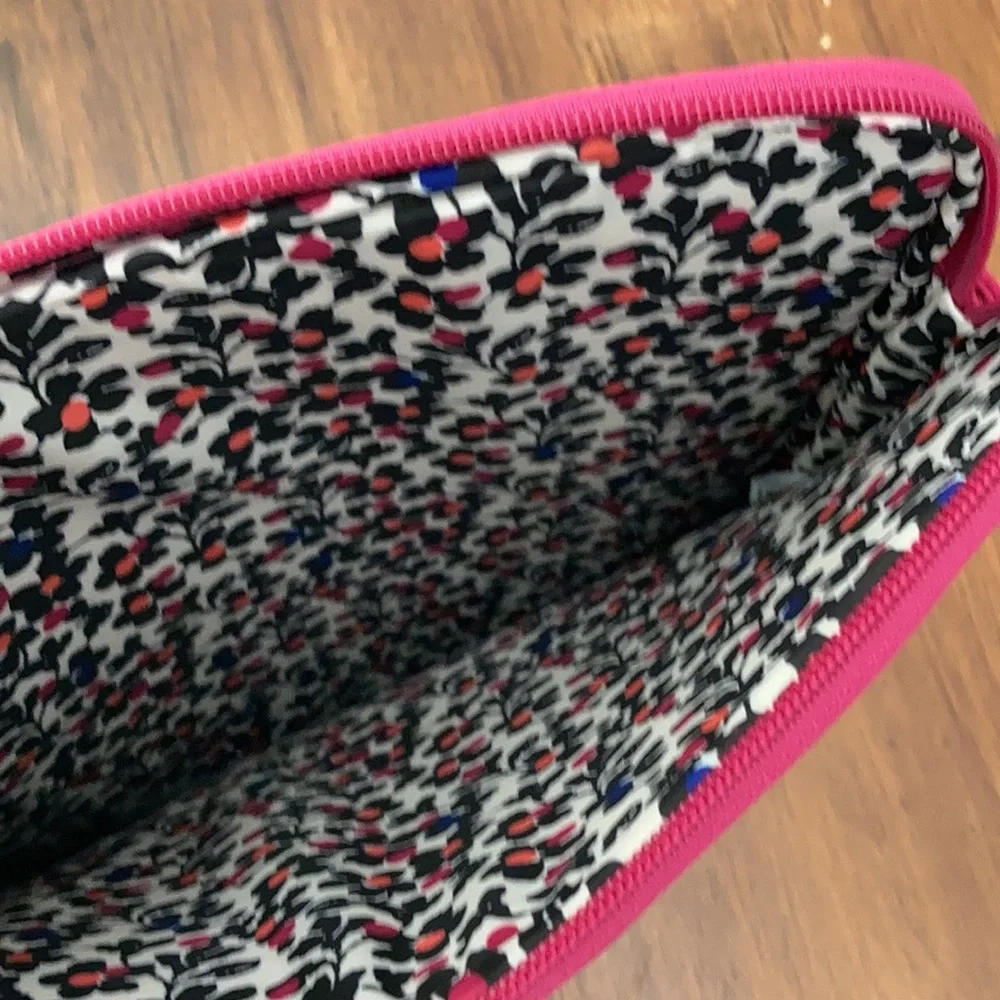 NEW Vera Bradley Laptop Organizer Case Slip Holder Passion Pink Office NWOT